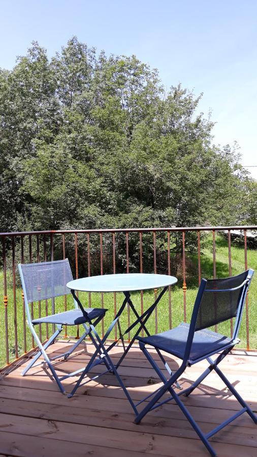 Agreable Gite En Pleine Nature Parmilieu Zewnętrze zdjęcie
